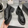 Printemps nouvelles chaussures formelles à fond plat célèbre designer diamant treillis marque femmes petites chaussures en cuir de veau véritable semelle épaisse augmentation non diapositives mocassins pour dames