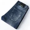 Heren jeans merk mannen lente herfst denim heren slank fit plus size tot 40 grote en lange mannelijke katoenen broek mode dunne Jean