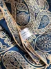 Écharpes noble Golden Skull Heavy Mulberry Silk Scarf Femmes Spring Automne All-Match Square Châle à double utilisation