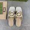 Blondie Teenslippers Slippers Slippers Sandalen Muilezel Platte hakken Vierkante flattie dames Luxe ontwerpers Lam Echt lederen buitenzool Casual Brach-schoenen Fabrieksschoeisel