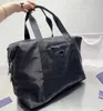 Mode Duffle Bag 8 style Noir Nylon Sacs De Voyage Hommes Poignée Bagages Gentleman femmes Business Totes avec Bandoulière Louange HQP001