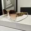 2023 Luxury Mody Designer Summer Sunglasses para mulheres sem aro estilo gato estilo olho de gato anti-ultraviolet retro placa oval moldura de moda de moda