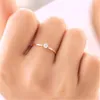 Bagues de cluster Martick Valentines Cadeau Rose Gold-Couleur Titane 2mm Fine Quatre Prong Réglage Zircon Cubique Mariage R7