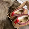 Designerskie puszyste buty śniegowe mini kobiety zima australia platforma tasman buty futra pantofel wełna wełna skórzana skórzana krowi but kobiety