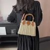 Shoulder Bags Summer Wooden Handle Hand bags for Women Bohemian Beach Bag Lovely Purses and Handbags Designer Messenger Bag Hand Woven Satchel