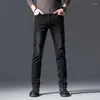 Jeans da uomo Primavera Autunno 2023 Pantaloni da uomo elasticizzati in denim di cotone moda uomo grigio sfilacciato stile classico Pantaloni da uomo di marca