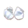 ゆるい宝石バロケンの不規則な自然な花の形の真珠裸のビーズの白いイヤリングのための白い色diy 2023到着bqs