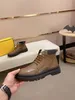 Botas masculinas de couro escovado monólito, moda de inverno, cano curto de borracha leve, sola martin, couro preto, cavalheiro, bota de motocicleta EU38-45