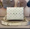 Louiseviutionbag Coussin Sacs de haute qualité designer pour femmes sacs à sacs à sacs à bagages de luxe