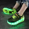 Sneakers USB laddar barn rullskridskor casual skor pojkar flicka automatisk jazzy led upplyst blinkande barn glödande med hjul 230424