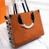 2022 Fashion Womens Bag Bag Outdoor Ladies Totes Lags Logo Classic Losegrosed Cheetah Print Print Press