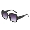 Projektant marki okulary przeciwsłoneczne czworoboczne różowe duże soczewki PC pełna ramka Wysokiej jakości okulary przeciwsłoneczne lekkie i wygodne ochronę przeciwsłoneczną
