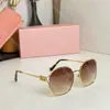 Designer feminino Óculos de sol Trendy Metal Metal Frame Sunglasses Sunglasses