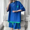 メンズトラックスーツ韓国ファッションストリートウェアヒップホップロックカジュアルショートスーツメンブランドTシャツショーツ2ピースセット夏のトラックスーツ服230425