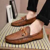 Kleding Schoenen Mode Lederen Heren Casual Schoenen Luxe Merk comfortabele Slip op Formele Loafers Heren Mocassins Italiaanse Zachte Mannelijke Rijden Schoenen 231124