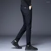 Męskie spodnie plus aksamitne ciepłe proste, szczupły swobodny 2023 Zimowa marka Męska Męcowa moda mody Black Grey Blue