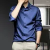 Chemises décontractées pour hommes Hommes Chemise formelle Business Top élégant mi-longueur simple boutonnage tissu soyeux couleur unie pour