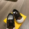 Marca designer criança impressão completa de letras sapatos recém-nascidos bebê crianças tênis caixa embalagem tamanho 20-25 sapatos de caminhada infantil nov25