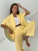 Pantalon de deux pièces pour femmes 2023 Été Femmes Élégant Mode Ensemble Solide Jaune Tenues Taille Haute Lin Coton Chemise 2 pour