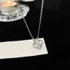 Ontwerper Hanger Kettingen voor dames Elegant 4/Vier Sterling Zilver Lucky Four Leaf Grass CNC Prachtige Laser Enkele Bloem Ketting Platina Kraagketting