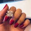 Księżniczka Cut CVD Laborn Diamond Side Stone Lab Lab Diamond Pierścień 18 K Gold Kobiet biżuterii