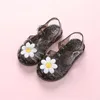 Pierwsze spacerowicze Summer Children Jelly Princess Sandals Sweet Flowers Girls Toddlery Baby Oddychane puste buty 230424