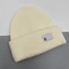 Luksusowy projektant Brimless Hat, Winter Trendy Pary wszechstronna wielokolorowa dzianinowa kapelusz na dzianinowy kapelusz dla mężczyzn i kobiet