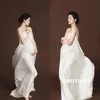 Zwangerschapsjurken DVOTInst Women Pography Props Witte zijdestoffen Zwangerschap Elegante Satin Clothing Studio schieten PO 230425
