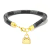 Design de luxo de alta qualidade Gold Mini Bag Charm Charm Leather Bracelet para presente