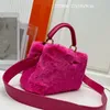 Torebka designerska luksusowa norka do włosów torba na ramię moda jasna torba na obiad dla kobiet klasyczny list crossbody Bag dwa rozmiary