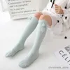 Chaussettes pour enfants princesse pour nourrissons filles Bowknot Lace Over Keen High Long Socks Vertical Striches Baby Kids Child Calf Spring Automne Fashion Socks R231125