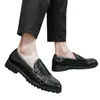 Neue Mode Männer Muster Monk Strap Dicken Boden Schnürschuhe Männlichen Casual Loafers Formelle Kleidung Schuhe Zapatos Homre