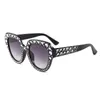 Okulary przeciwsłoneczne 2018 Square Crystal Love Diamond Okulary przeciwsłoneczne Kobiety Street Shot Square Sun Sunglasss 0209