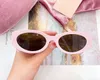 11WS Gold Black Oval Sunglasses for Women Summer Fashion Glasses Gafas de Sol Designers Sunglasses Shades Occhiali da Sole UV400 مع صندوق