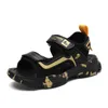 First Walkers 2023 Estate Spiaggia Acqua Bambini Sandali Moda Scarpe Leggere Antiscivolo Fondo morbido Ombreggiatura in pelle Ragazzi Comodi 230424