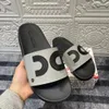 Designer Slipper Luxe Slides Merk Sandalen Vrouw Slide Mannen Slippers Platte bodem Flip Flop Design Sneakers Lederen Sandaal door 1978 S09 05