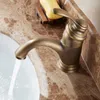 Rubinetti per lavandino del bagno Rubinetto antico americano vintage europeo e rame puro in bronzo freddo sotto il lavabo da appoggio