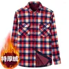 Camisas casuais masculinas inverno pelúcia camisa grossa série xadrez manga comprida 2 bolsos de peito para roupas quentes e grandes