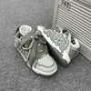 Men Casual Sneakers 953 Jurk Mode Letter Graffiti Ademend Walking Haruku Style Trendy Designer Outdoor Running Shoes 231124 120