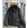 Mens Canadian Winter Jackets tjock Warm Down Men Parkas kläder utomhus mode som håller par live sändningar kappa kvinnor gooses 807 372