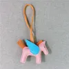 New H Family Pony Pony Pingente Pingente Saco de cesta de vegetais Kelly Bag Car Key Horse Pingente