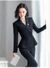 Ternos femininos Blazers de alta qualidade Tecido feminino formal de negócios com calças e jaquetas Autumn Winter OL Styles Ladies Office Blazers Pantsuits 230426