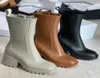 Luxurys Designers Women Rain Boots England Style Waterproof Welly PVC Water Rains Shoe Zipper Vintage Square Head Shoes Fashion KN8414701