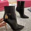 Winter Merk Vrouwen enkellaarsjes designer schoenen suède hangslot enkellaars puntige teen sexy vrouw korte cut laarsjes pumps35-43