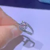 Кластерные кольца высококачественное 925 серебряное кольцо стерлингового кольца бриллианты Женщины свадебные ювелирные ювелирные украшения подарок оптом