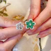 Trauringe Exquisite Glänzende Grüne Edelstein Blume Kristall Offener Ring Schillernder Kubikzirkon Strass Für Frauen Party Schmuck