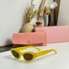 Lunettes de soleil anti UV400 de haute qualité pour femmes Lunettes de chat de luxe de luxe Lunettes décoratives légères Haut de gamme Boîte d'emballage d'origine SMU 09YS