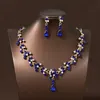 Colliers de perles Itacazzo mariée mariage classique collier boucle d'oreille ensemble exquis et élégant pour les dames festivals de fête appropriés 231124