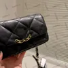 Женский дизайнер19 серия серии Crossbody Fan