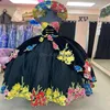 Vintage meksykańskie czarne sukienki Quinceanera 2023 Kolorowe kwiaty Puffy gotycka sukienka na bal